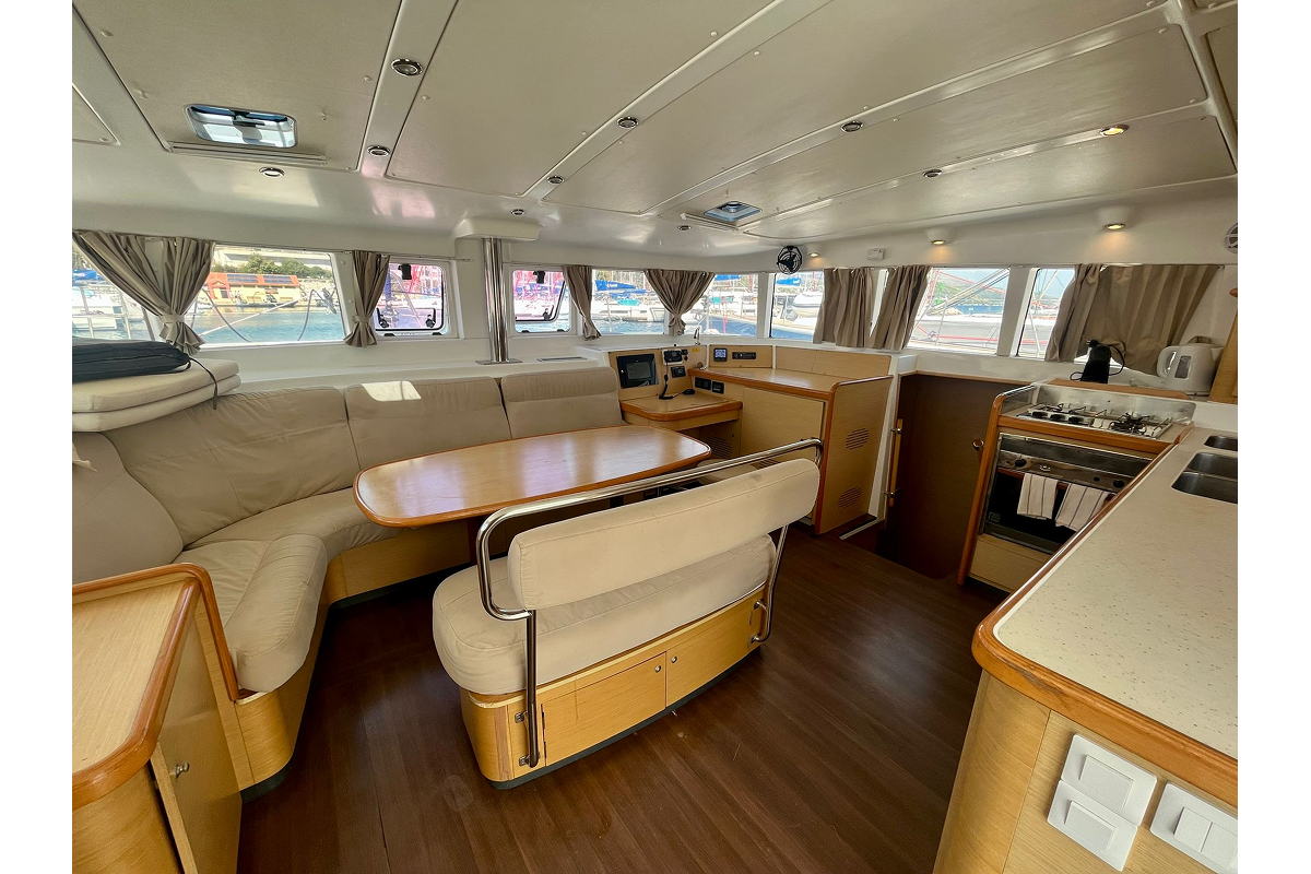 Lagoon 440 - 4 + 1 cab. - Celia - 2009. - b