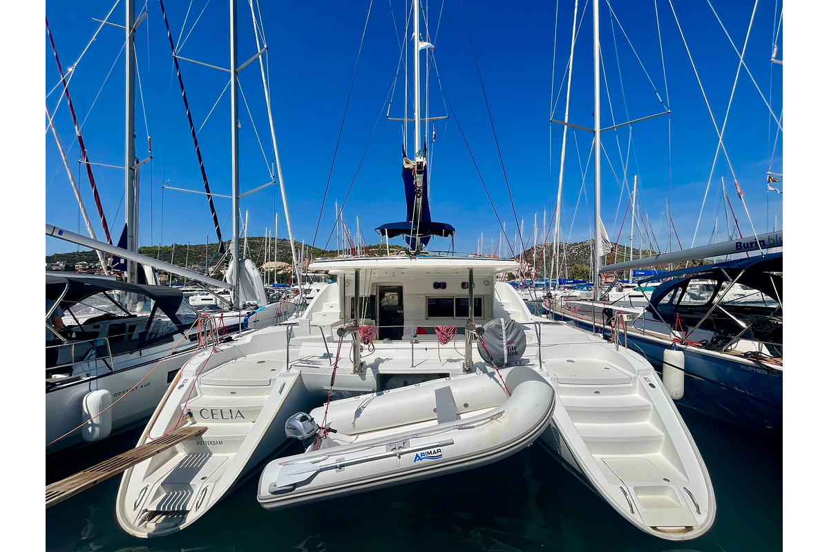 Lagoon 440 - 4 + 1 cab. - Celia - 2009. - c