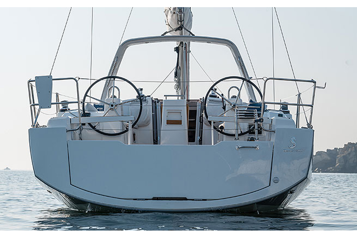 Oceanis 38 (2015) Martine - b